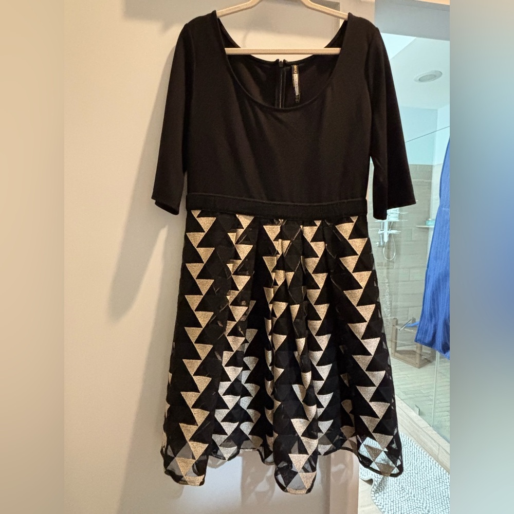 Tracy Reese Black and Gold Geometric Long Sleeve Dress
